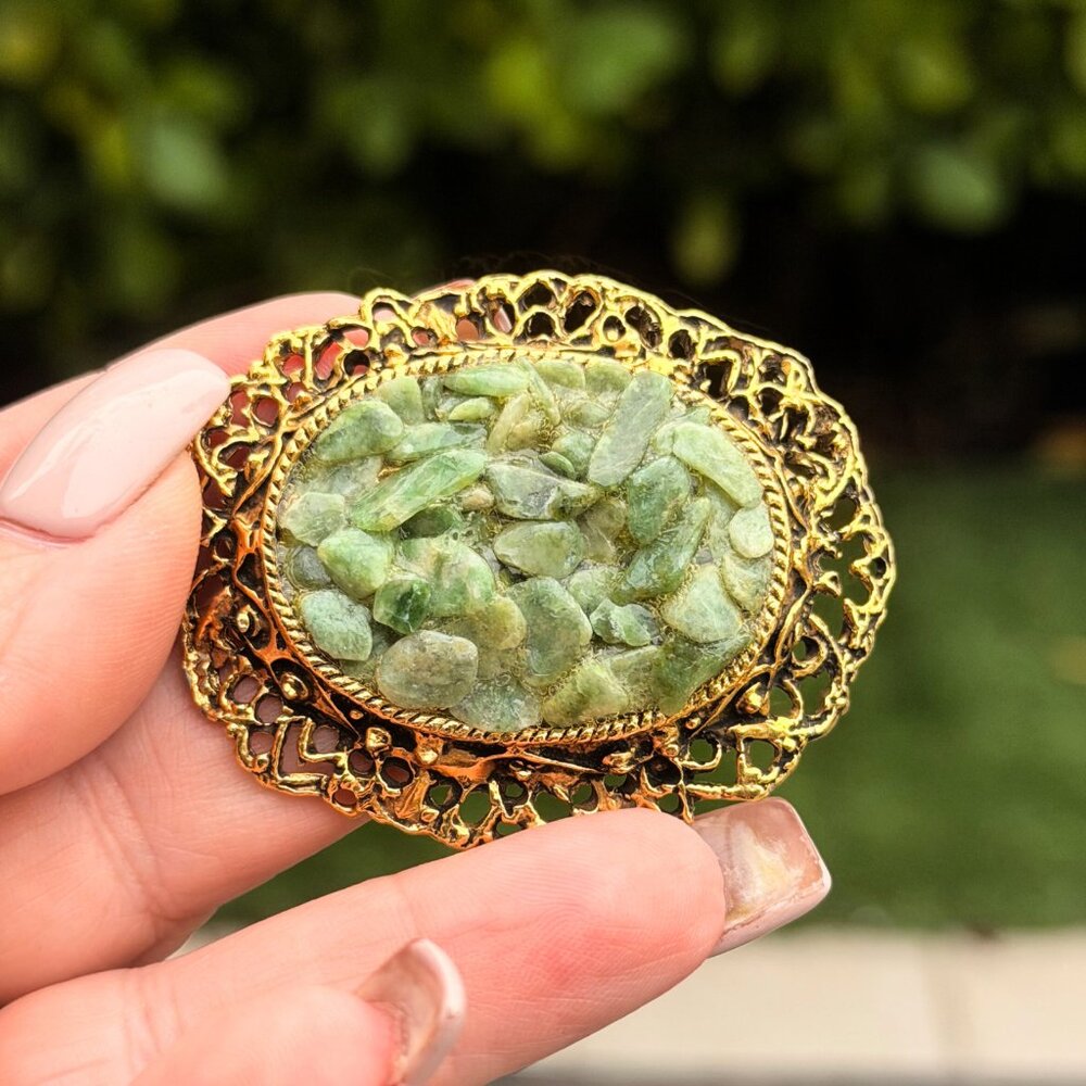 Vintage Nephrite Jade Chip Brooch Gold Tone Pin Filigree Oval 60s 70s